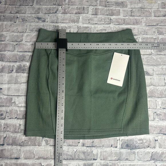 NWT Lululemon Scuba High Rise Mini Skirt Size Large (GREU) LW8ALSS - Picture 12 of 12